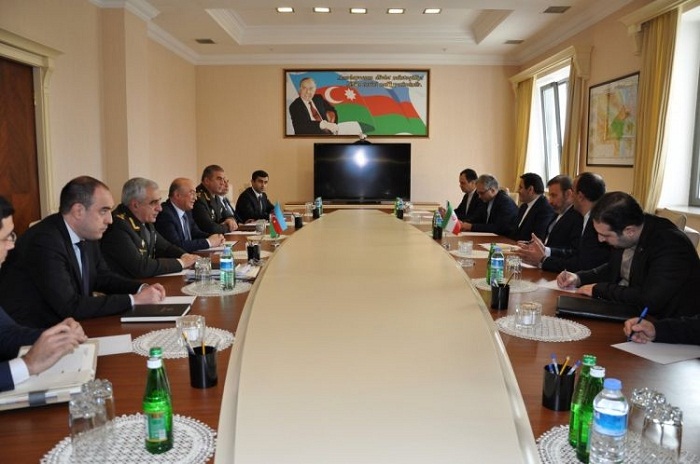 Azerbaijani minister of emergency situations meets with Iranian minister